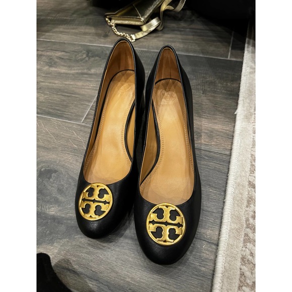 Tory Burch Shoes - Tory Burch Heeled Pumps Size 8